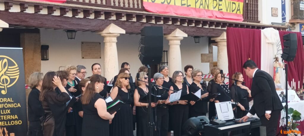 Tomelloso se rinde al Corpus Christi en una tarde de devoción, tradición y solemnidad 76 procesion corpus christi tomelloso 2026 105