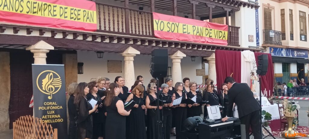 Tomelloso se rinde al Corpus Christi en una tarde de devoción, tradición y solemnidad 77 procesion corpus christi tomelloso 2026 106
