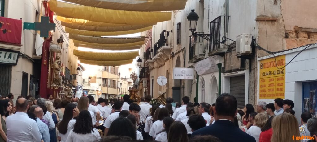 Tomelloso se rinde al Corpus Christi en una tarde de devoción, tradición y solemnidad 85 procesion corpus christi tomelloso 2026 117