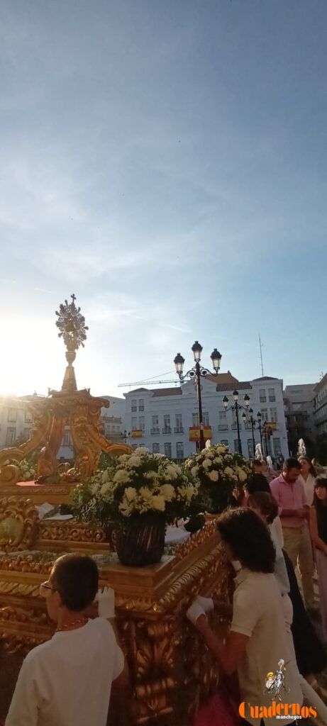 Tomelloso se rinde al Corpus Christi en una tarde de devoción, tradición y solemnidad 101 procesion corpus christi tomelloso 2026 137