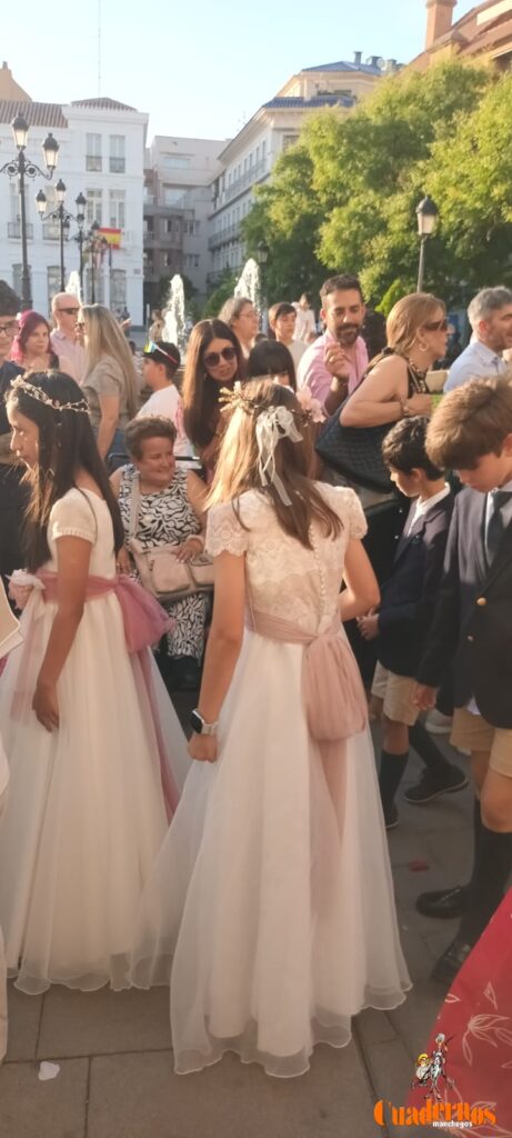 Tomelloso se rinde al Corpus Christi en una tarde de devoción, tradición y solemnidad 106 procesion corpus christi tomelloso 2026 142