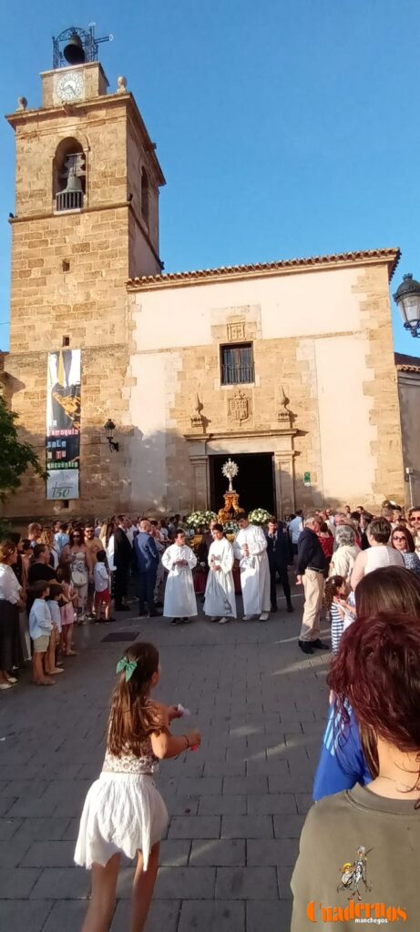 Tomelloso se rinde al Corpus Christi en una tarde de devoción, tradición y solemnidad 107 procesion corpus christi tomelloso 2026 143