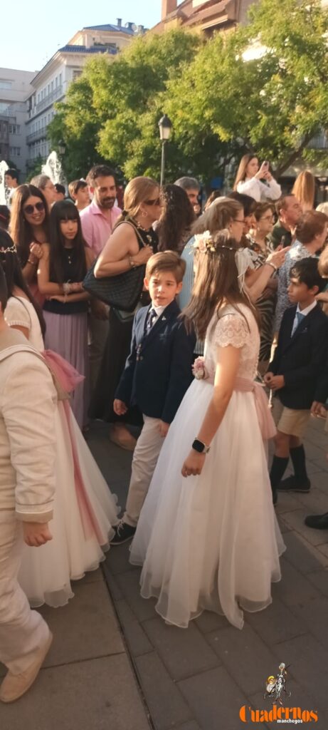 Tomelloso se rinde al Corpus Christi en una tarde de devoción, tradición y solemnidad 111 procesion corpus christi tomelloso 2026 149