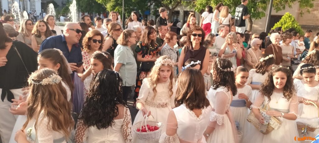 Tomelloso se rinde al Corpus Christi en una tarde de devoción, tradición y solemnidad 119 procesion corpus christi tomelloso 2026 159