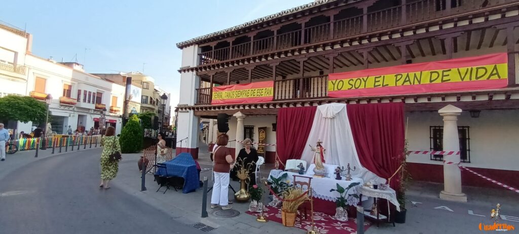 Tomelloso se rinde al Corpus Christi en una tarde de devoción, tradición y solemnidad 162 procesion corpus christi tomelloso 2026 224