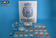 La Policía Nacional desactiva un punto de venta de estupefacientes asentado en un establecimiento de ocio de Puertollano La Policía Nacional desactiva un punto de venta de estupefacientes asentado en un establecimiento de ocio de Puertollano