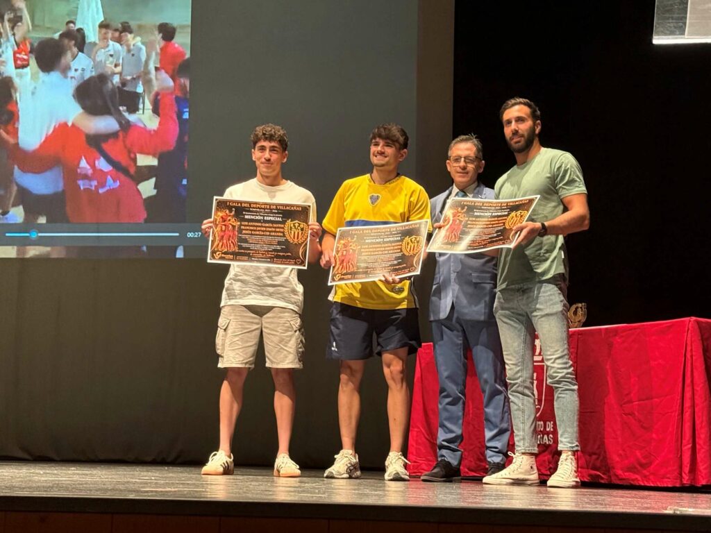 Reconocimientos a los deportistas más destacados del año y menciones especiales de la temporada deportiva 2025-2026 5 reconocimiento deportistas villacanas 6