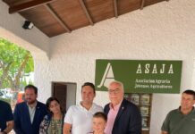 Francisco Antonio Romero de Ávila se proclama campeón del Concurso Regional de Habilidad con Tractor de ASAJA tras imponerse en un exigente recorrido Francisco Antonio Romero de Ávila se proclama campeón del Concurso Regional de Habilidad con Tractor de ASAJA tras imponerse en un exigente recorrido