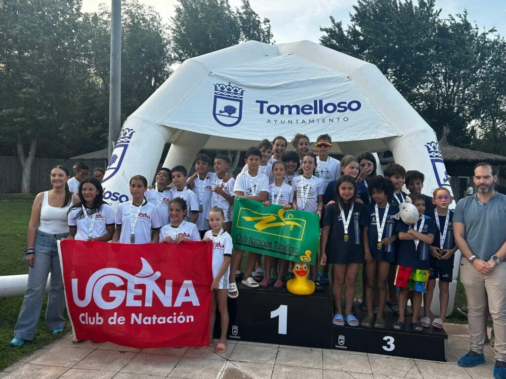 El Club Natación Tomelloso logra la tercera posición por equipos en el Campeonato de Castilla-La Mancha Base de Verano 12 terceros club natacion tomelloso campeonato regional 11