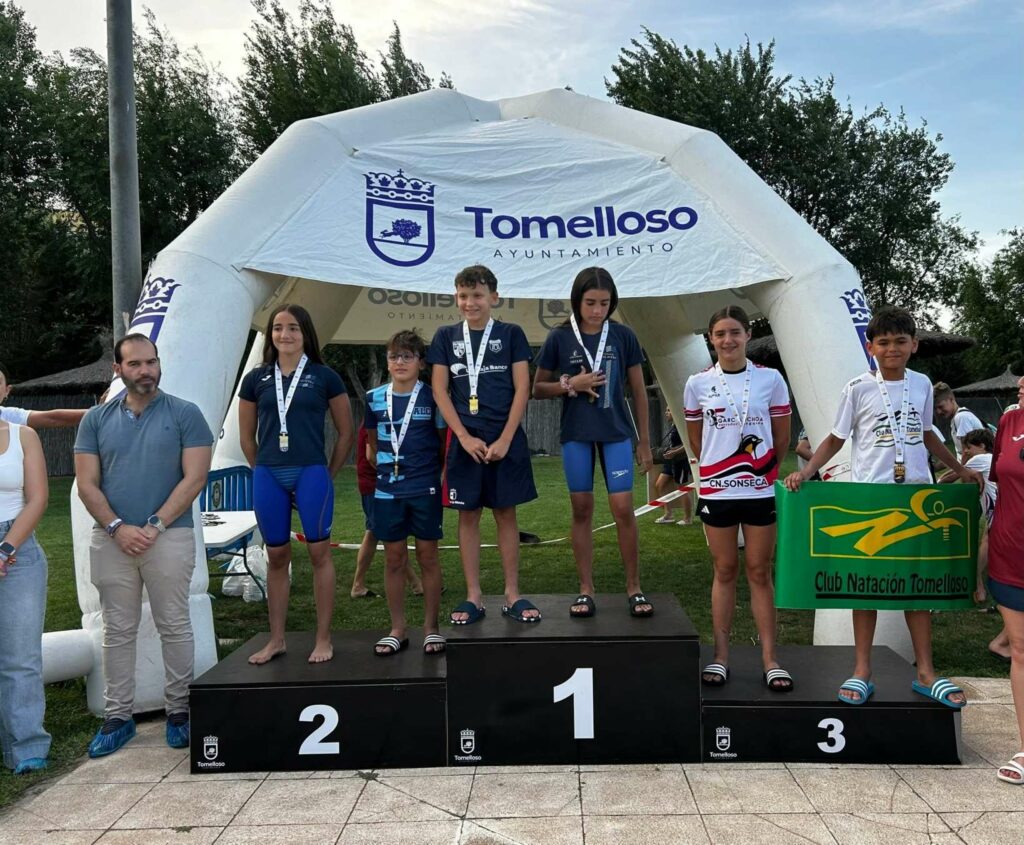El Club Natación Tomelloso logra la tercera posición por equipos en el Campeonato de Castilla-La Mancha Base de Verano 7 terceros club natacion tomelloso campeonato regional 16