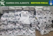 ¡Golpe al ‘top manta’ del fútbol en Albacete: cazan 1.730 prendas falsas listas para inundar las ferias de verano! ¡Golpe al ‘top manta’ del fútbol en Albacete: cazan 1.730 prendas falsas listas para inundar las ferias de verano!