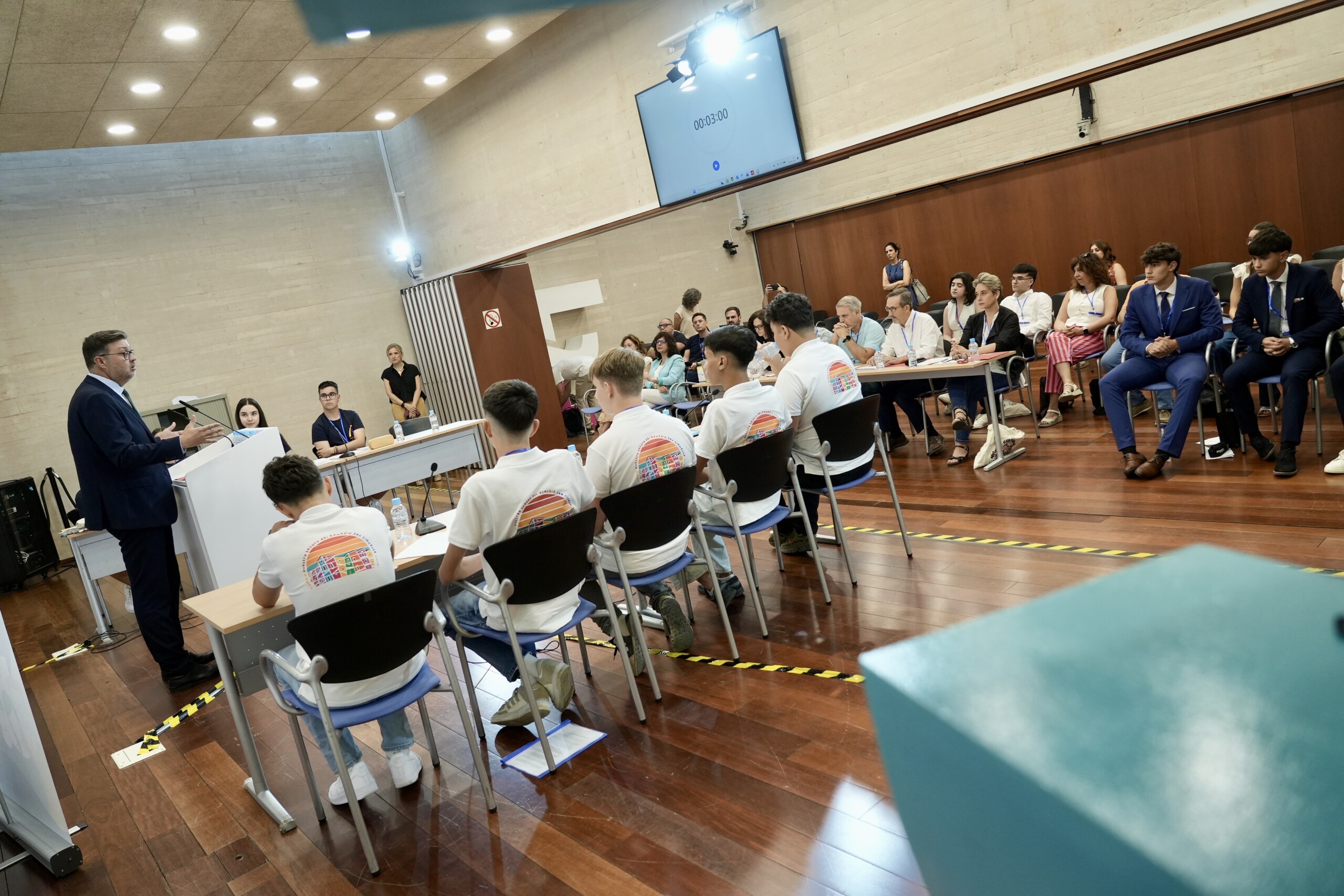 Un total de 355 alumnos de Castilla-La Mancha participan en la primera edición de la Liga de Debate Escolar 1 Un total de 355 alumnos de Castilla-La Mancha participan en la primera edición de la Liga de Debate Escolar