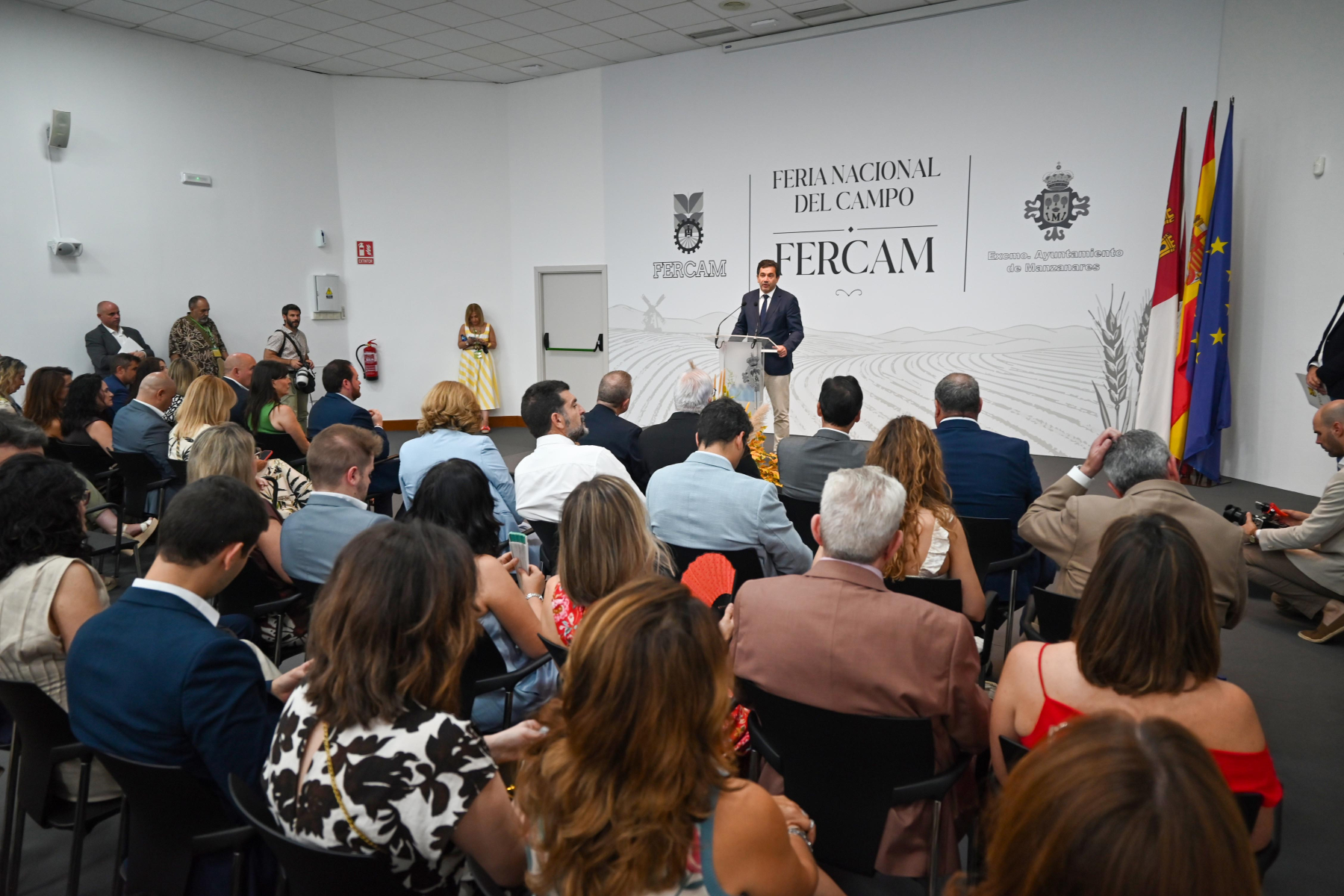 Valverde advierte de que “FERCAM no tendrá sentido si no tenemos un sector agrario fuerte que disponga de agua” y reclama soluciones hídricas que garanticen su futuro 9 Valverde advierte de que “FERCAM no tendrá sentido si no tenemos un sector agrario fuerte que disponga de agua” y reclama soluciones hídricas que garanticen su futuro