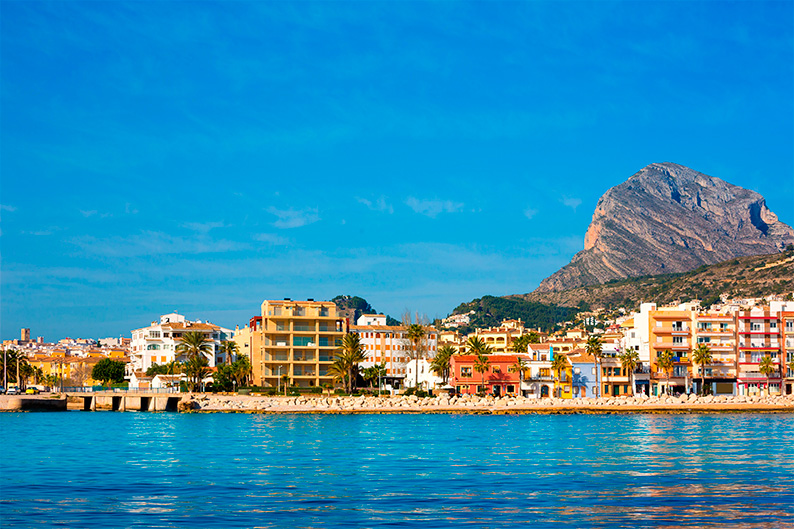 Jávea, una escapada entre deporte, mar y tradición gastronómica