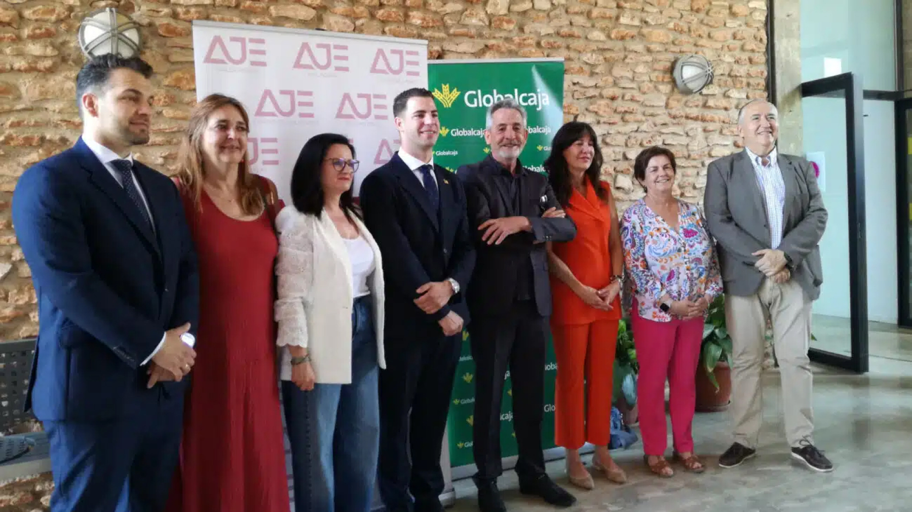 Zarco pone en valor el papel de los jóvenes empresarios como motor frente a la despoblación en la entrega de los Premios AJE 2026 1 Zarco pone en valor el papel de los jóvenes empresarios como motor frente a la despoblación en la entrega de los Premios AJE 2026