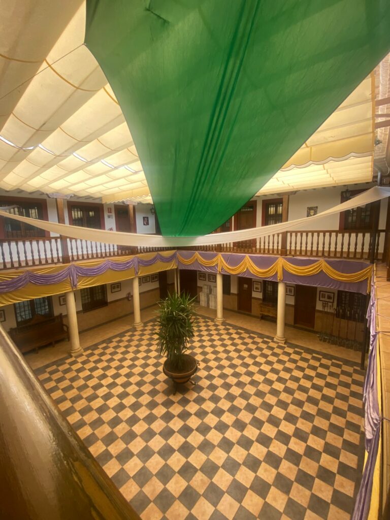 almedina mora 4
