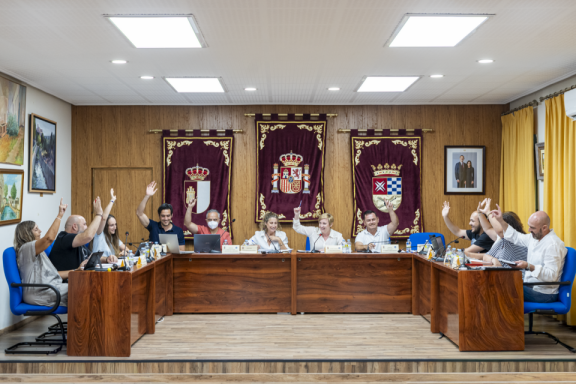 Argamasilla de Alba fija sus fiestas locales de 2027 y blinda la seguridad en sus instalaciones deportivas