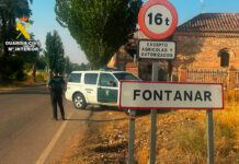 Pánico en Fontanar: entra encapuchado y armado con un gran cuchillo para asaltar un comercio Pánico en Fontanar: entra encapuchado y armado con un gran cuchillo para asaltar un comercio