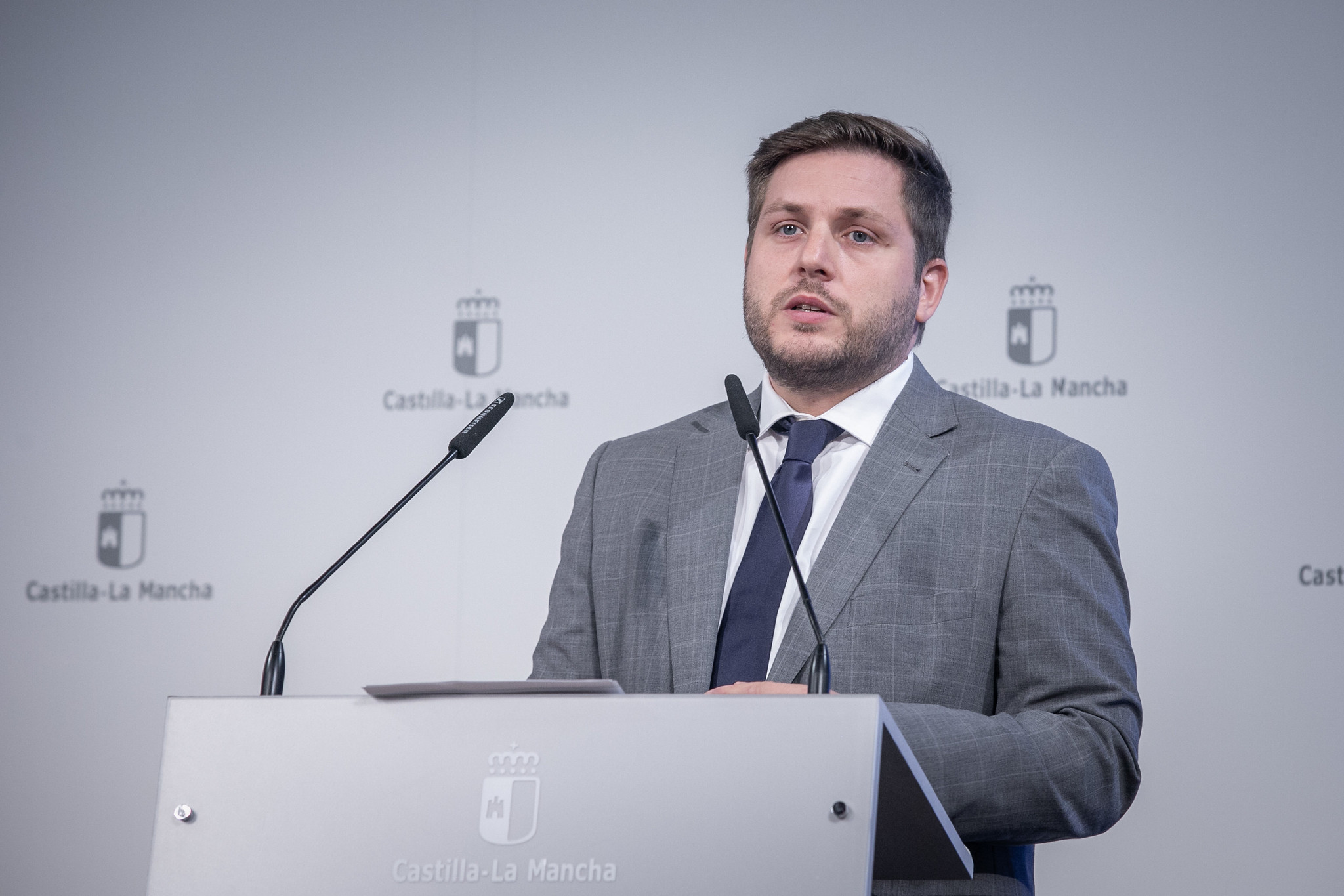 Castilla-La Mancha aprueba un decreto para posibilitar el acceso a la vivienda de personas jóvenes a través de avales y ayudas 1 Castilla-La Mancha aprueba un decreto para posibilitar el acceso a la vivienda de personas jóvenes a través de avales y ayudas
