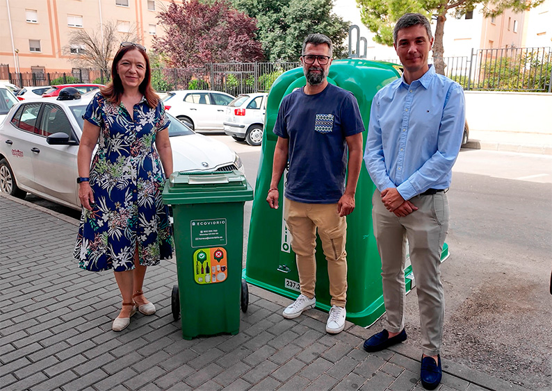 Comsermancha y Ecovidrio impulsan un plan integral para incrementar el reciclaje de envases de vidrio en los municipios de la mancomunidad