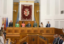 El Pleno en las Cortes de CLM aprueba tres resoluciones socialistas sobre el lobo, el tren de Alcázar y la negociación de un nuevo modelo de financiación autonómica El Pleno en las Cortes de CLM aprueba tres resoluciones socialistas sobre el lobo, el tren de Alcázar y la negociación de un nuevo modelo de financiación autonómica