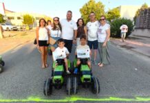 David Araque y Marcos Lozano demostraron su destreza al volante en el V Concurso comarcal de habilidad con tractor a pedales en la FIDA David Araque y Marcos Lozano demostraron su destreza al volante en el V Concurso comarcal de habilidad con tractor a pedales en la FIDA
