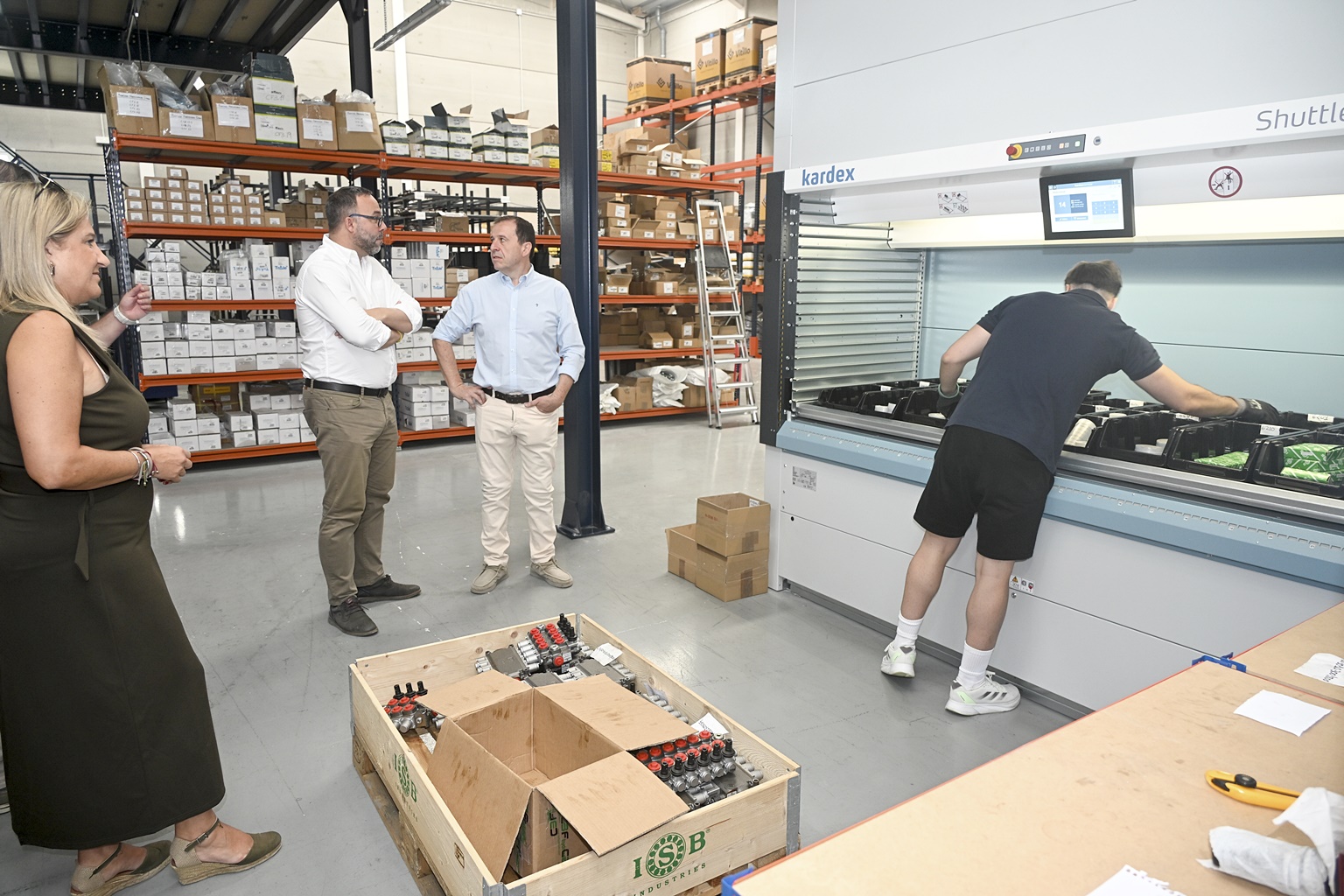Hidymec consolida su crecimiento como referente industrial en Tomelloso 2 El alcalde visita la empresa Hidymec y destaca su trayectoria de superación y crecimiento