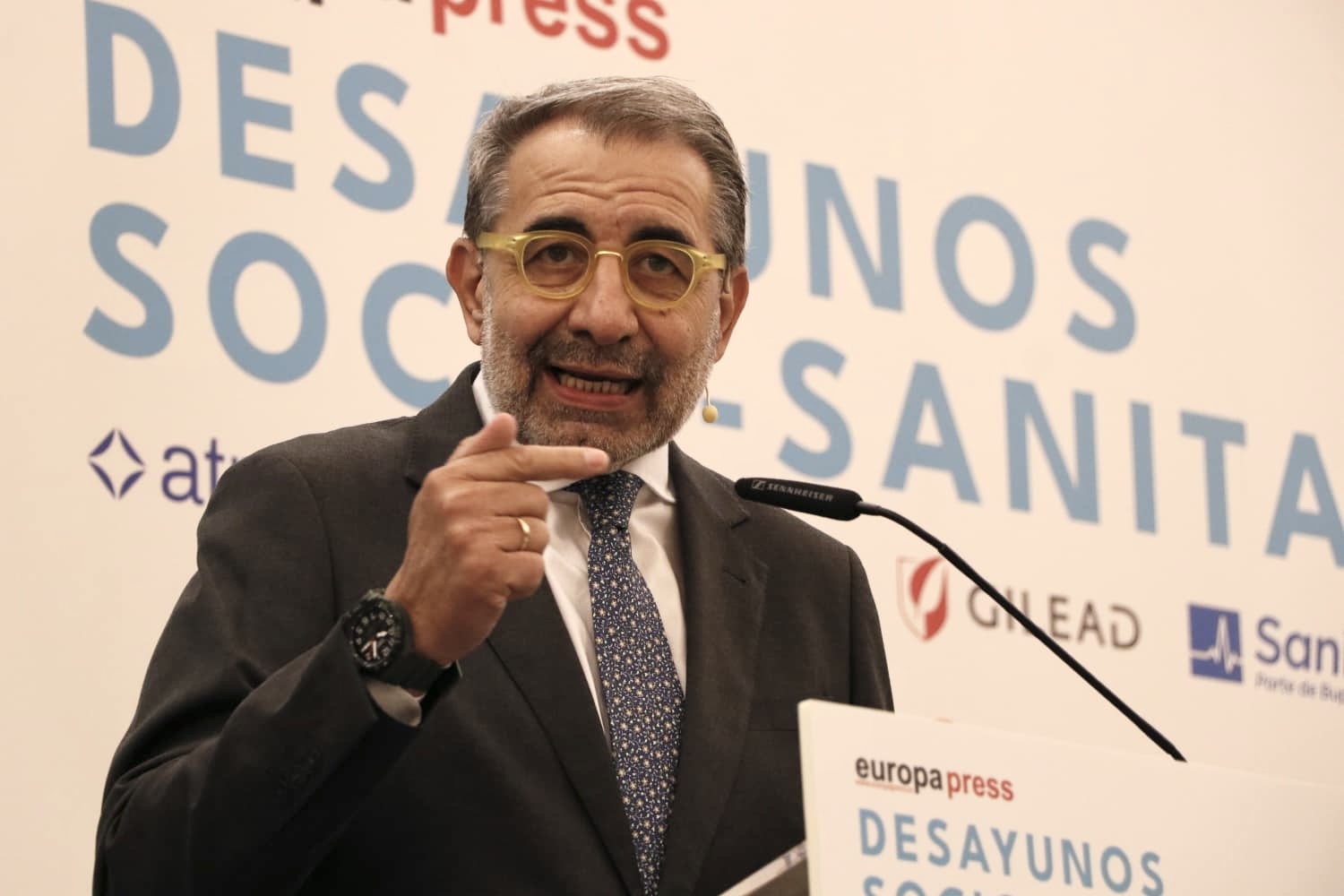 El Gobierno de Castilla-La Mancha reclama un giro radical en la financiación para orientar el sistema a la prevención de la enfermedad y la promoción de la salud 1 El Gobierno de Castilla-La Mancha reclama un giro radical en la financiación para orientar el sistema a la prevención de la enfermedad y la promoción de la salud
