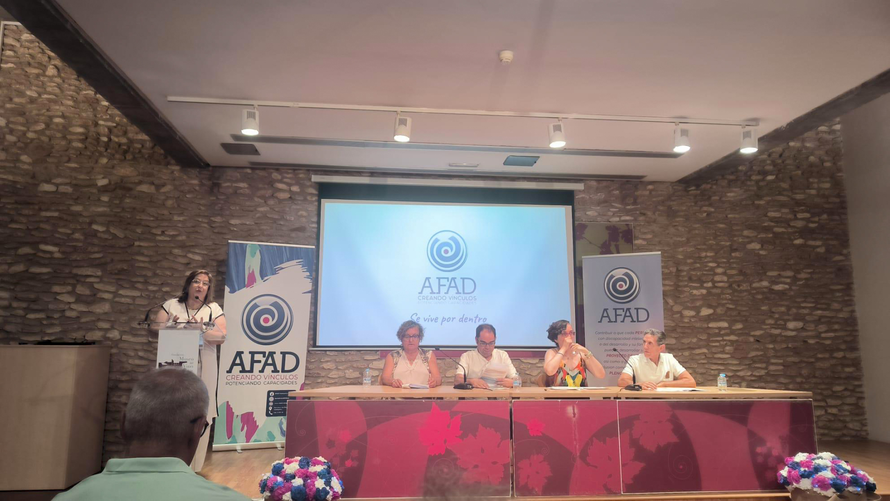 Encarnación Medina resalta la labor de AFAD como referente de inclusión y anuncia la continuidad del respaldo de la Diputación a sus proyectos sociales 1 Encarnación Medina resalta la labor de AFAD como referente de inclusión y anuncia la continuidad del respaldo de la Diputación a sus proyectos sociales