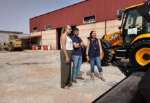 Comsermancha incorpora dos nuevas excavadoras para reforzar el servicio de maquinaria Comsermancha incorpora dos nuevas excavadoras para reforzar el servicio de maquinaria
