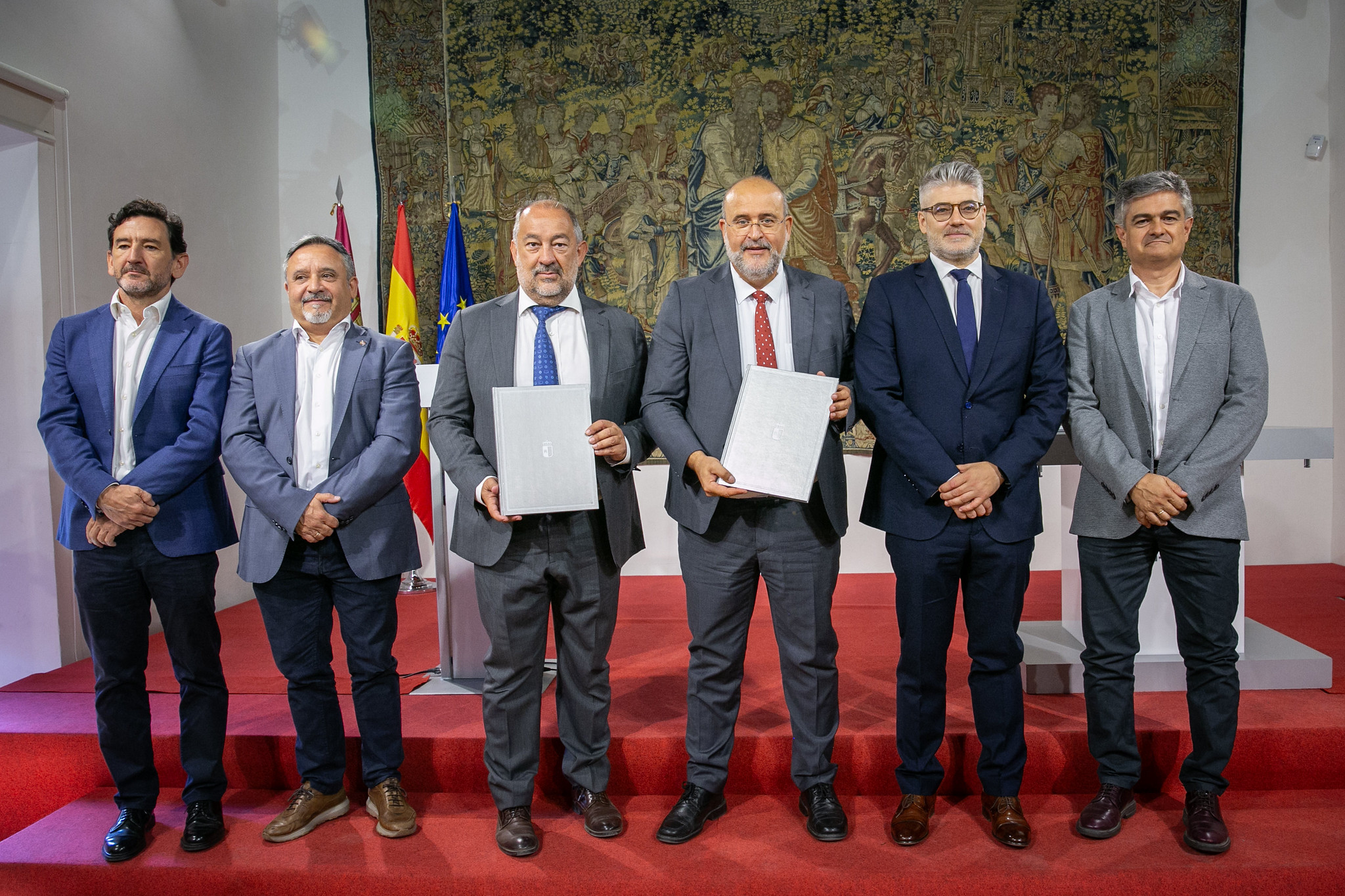 Junta y UCLM colaboran en la ordenación y compilación de datos para mejorar los servicios a la ciudadanía 1 Gobierno regional y UCLM colaboran en la ordenación y compilación de datos para mejorar los servicios a la ciudadanía