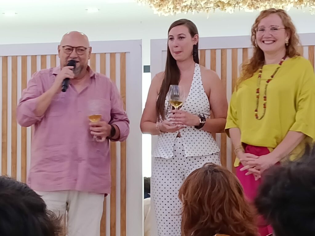 Paco Granado recibe en Tomelloso el primer homenaje de CATA CLM a una vida dedicada al vino 7 homenaje paco granado 2