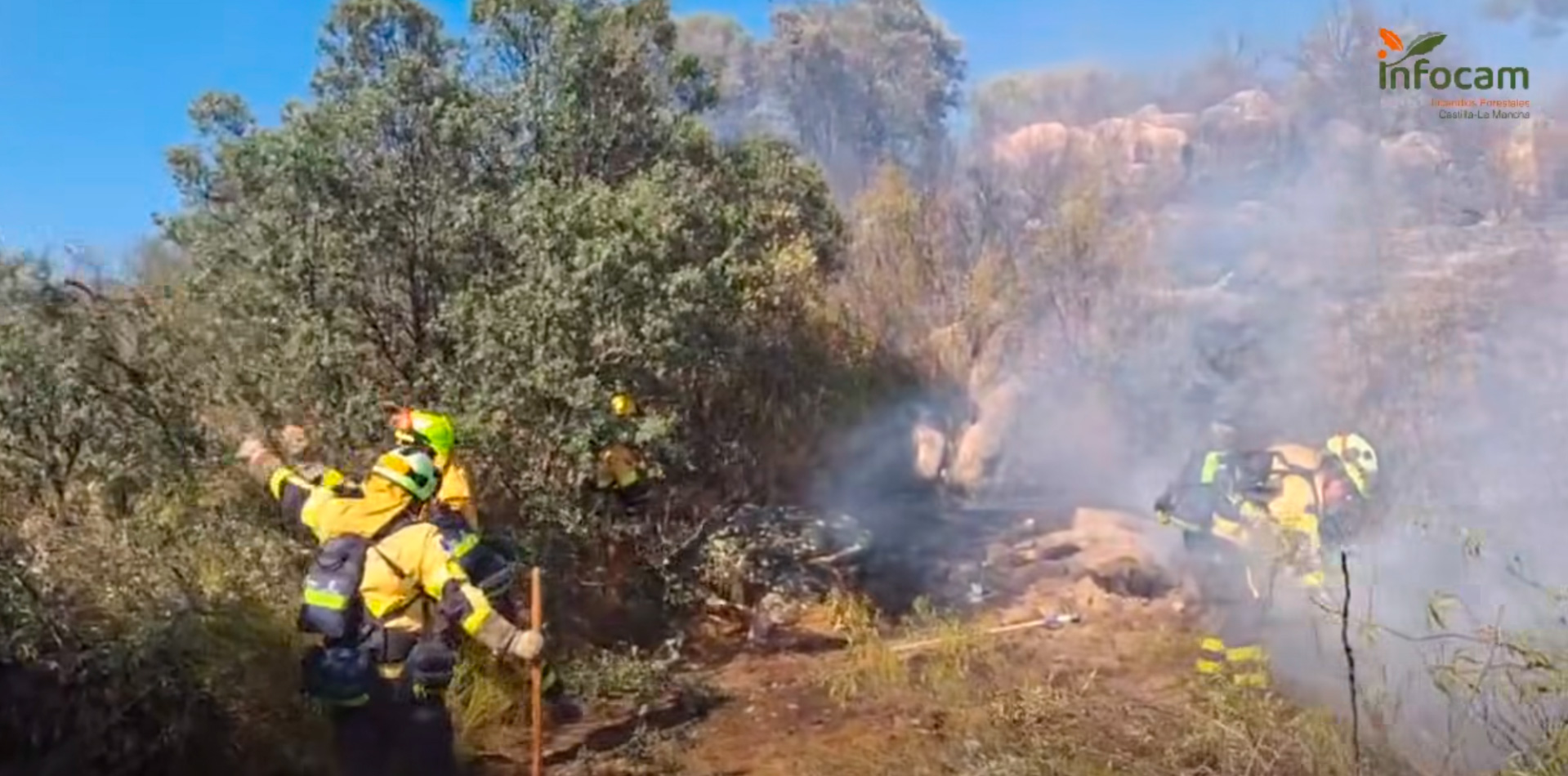 INFOCAM mantiene 109 efectivos en los incendios de Burgohondo y Almorox