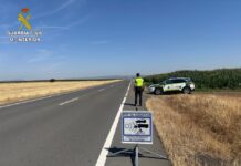La Guardia Civil investiga al conductor de un vehículo por circular a más del doble de la velocidad máxima permitida La Guardia Civil investiga al conductor de un vehículo por circular a más del doble de la velocidad máxima permitida