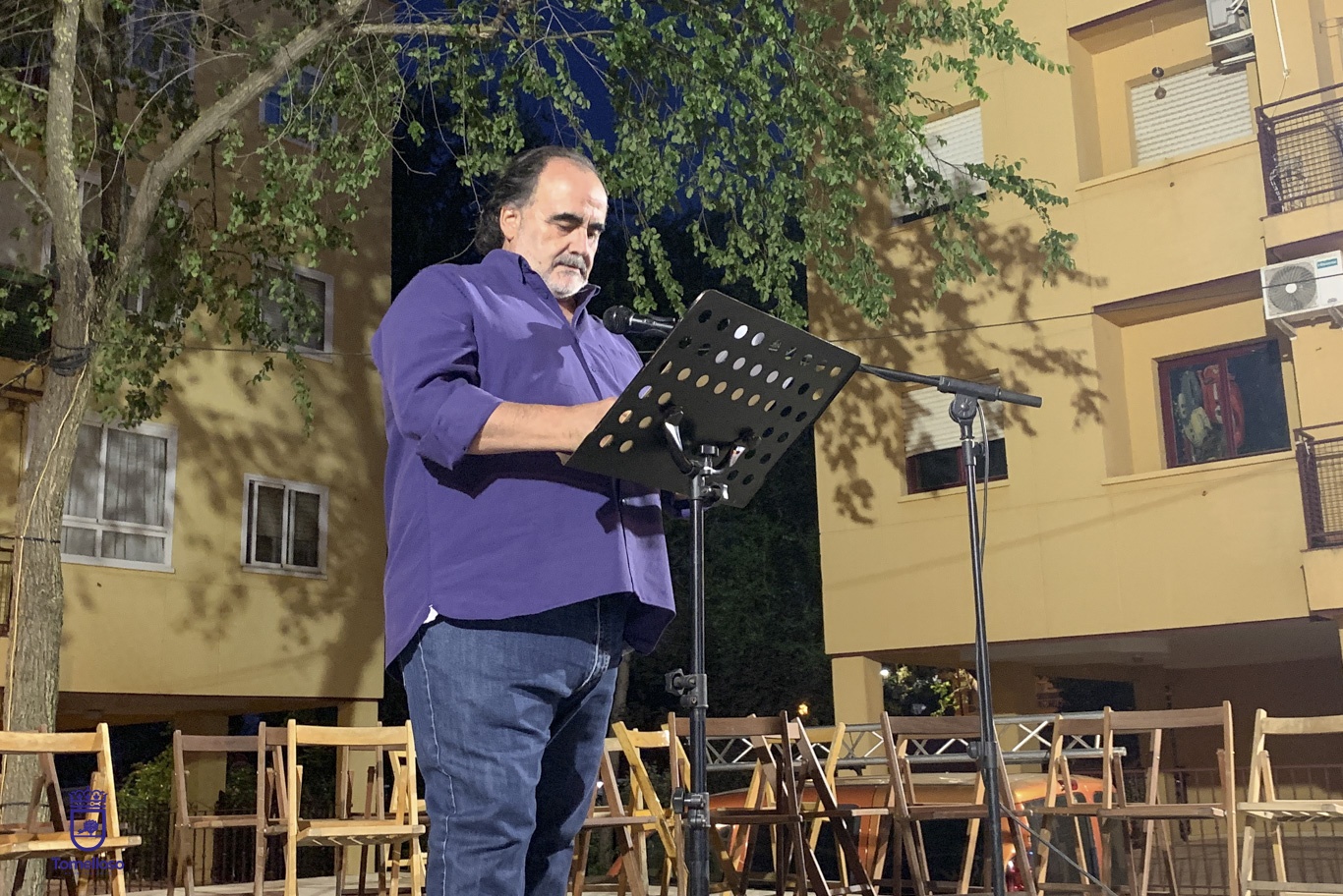 El Barrio Nuevo Tomelloso da comienzo a sus fiestas vecinales con el pregón de García Sevilla y la proclamación de las Damas de Honor 4 Javier Navarro destaca las importantes inversiones previstas en el entorno del barrio Nuevo Tomelloso que este fin de semana sus fiestas vecinales