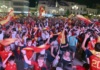 La Plaza de España de Tomelloso vibró con la histórica victoria de la Selección Española en la Copa del Mundo La Plaza de España vibró con la histórica victoria de la Selección Española en la Copa del Mundo