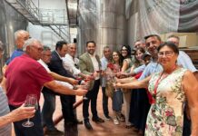 Núñez anuncia el programa de rentabilidad del vino “más ambicioso de la historia” para impulsar el sector vitivinícola de Castilla-La Mancha al frente de la Junta Núñez anuncia el programa de rentabilidad del vino “más ambicioso de la historia” para impulsar el sector vitivinícola de Castilla-La Mancha al frente de la Junta