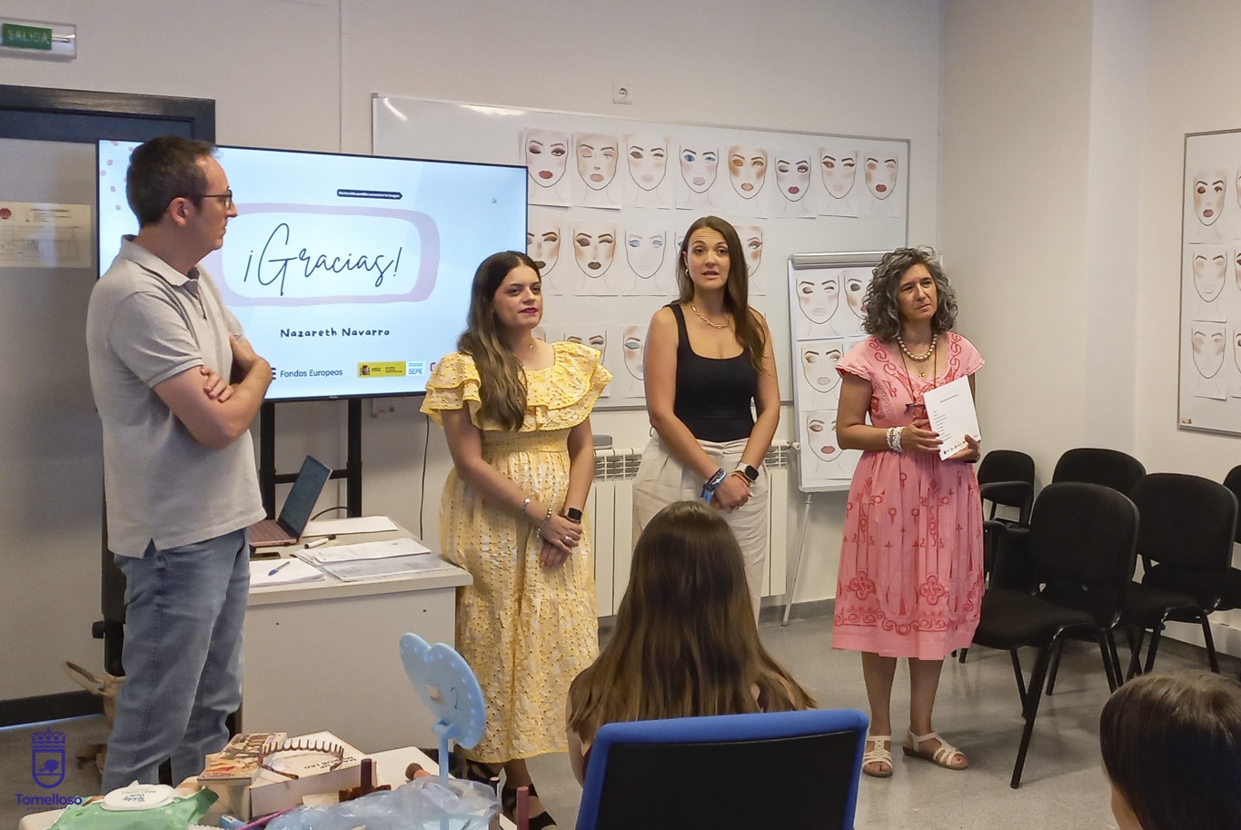 Once alumnas finalizan en el CLIPE el curso de Estética, Manicura y Asesor/a de Imagen impulsado por el Ayuntamiento y la Cámara de Comercio 3 Once alumnas finalizan en el CLIPE el curso de Estética, Manicura y Asesor/a de Imagen impulsado por el Ayuntamiento y la Cámara de Comercio