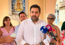 Núñez lamenta que Page rechace el pacto por los mayores consensuado con la sociedad civil «dando la espalda al diálogo» Núñez lamenta que Page rechace el pacto por los mayores consensuado con la sociedad civil dando la espalda al diálogo