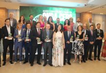Rafael Torres recibe el Premio Esencia en los Premios Corazón de La Mancha de Onda Cero Rafael Torres recibe el Premio Esencia en los Premios Corazón de La Mancha de Onda Cero