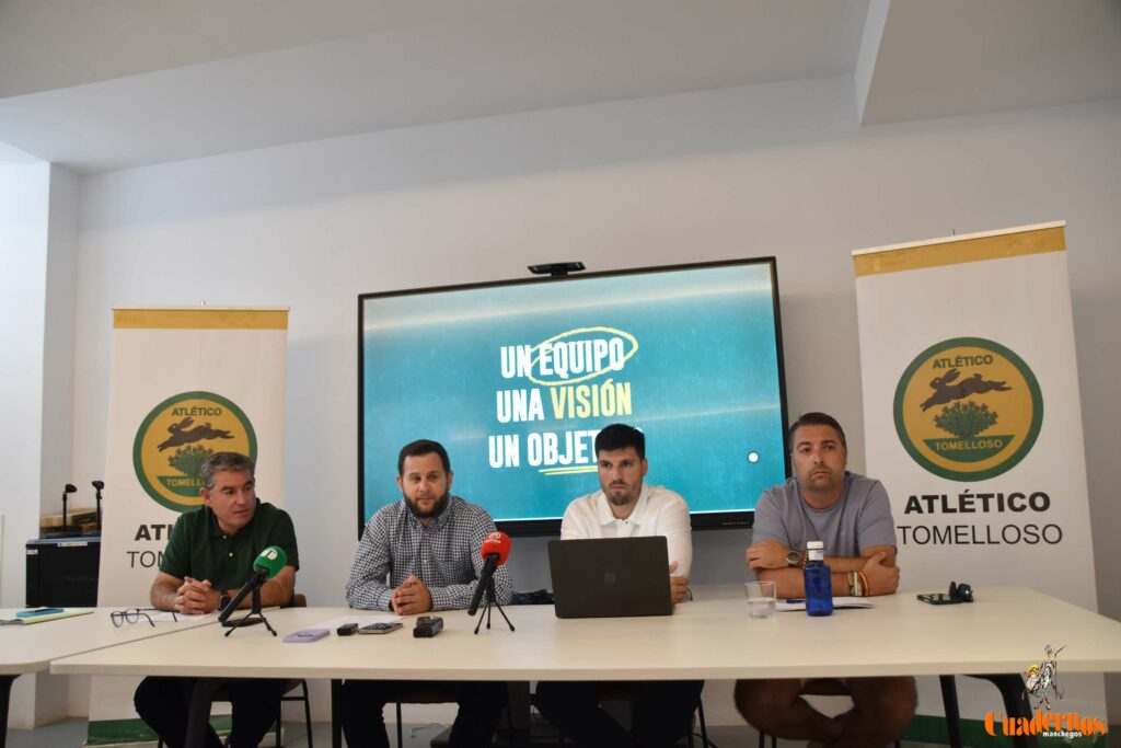 Orgullo, cantera y ambición: el Atlético Tomelloso presenta las bases de su nuevo proyecto 3 presentacion nuevo proyecto atletico tomelloso 07