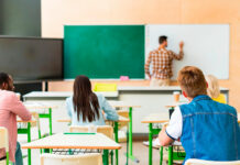 CSIF denuncia que la alta interinidad docente marcará el inicio del curso 2026-2027 CSIF denuncia que la alta interinidad docente marcará el inicio del curso 2026-2027