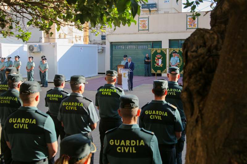 Sabrido anima a la Guardia Civil a seguir trabajando "desde la honradez, lealtad y legalidad” y recuerda a las víctimas del terrorismo 1 sabridoguardiacivil 2