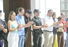 Tomelloso muestra su solidaridad con las víctimas del incendio de Almería Tomelloso muestra su solidaridad con las víctimas del incendio de Almería