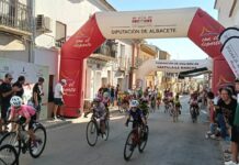 El Trofeo Escuelas cierra con un nuevo éxito deportivo la intensa temporada del Club Ciclista Onturense El Trofeo Escuelas cierra con un nuevo éxito deportivo la intensa temporada del Club Ciclista Onturense