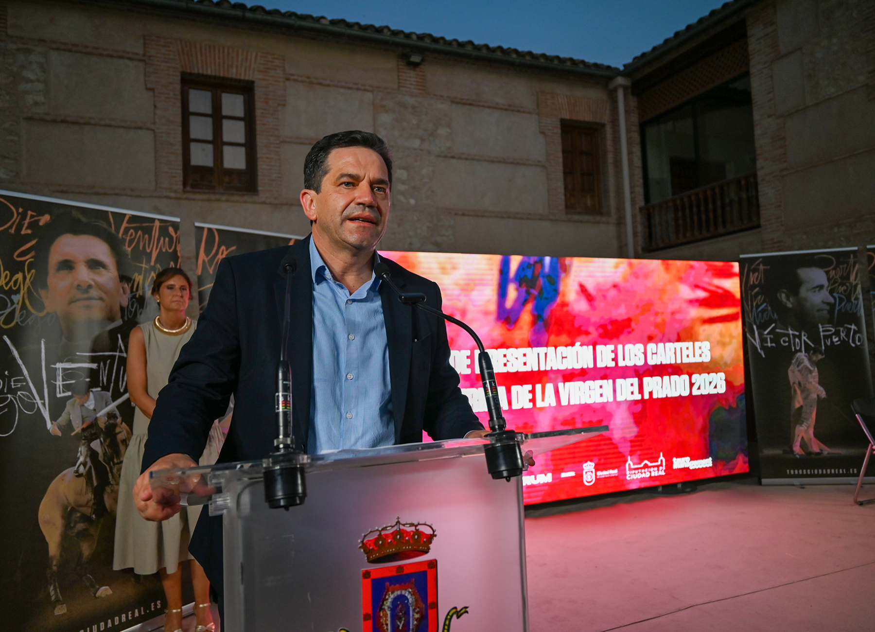 Valverde anuncia otros 700.000 euros y eleva a 1,1 millones el apoyo de la Diputación a los ayuntamientos de la provincia que organizan festejos taurinos y encierros 3 Valverde anuncia otros 700.000 euros y eleva a 1,1 millones el apoyo de la Diputación a los ayuntamientos de la provincia que organizan festejos taurinos y encierros