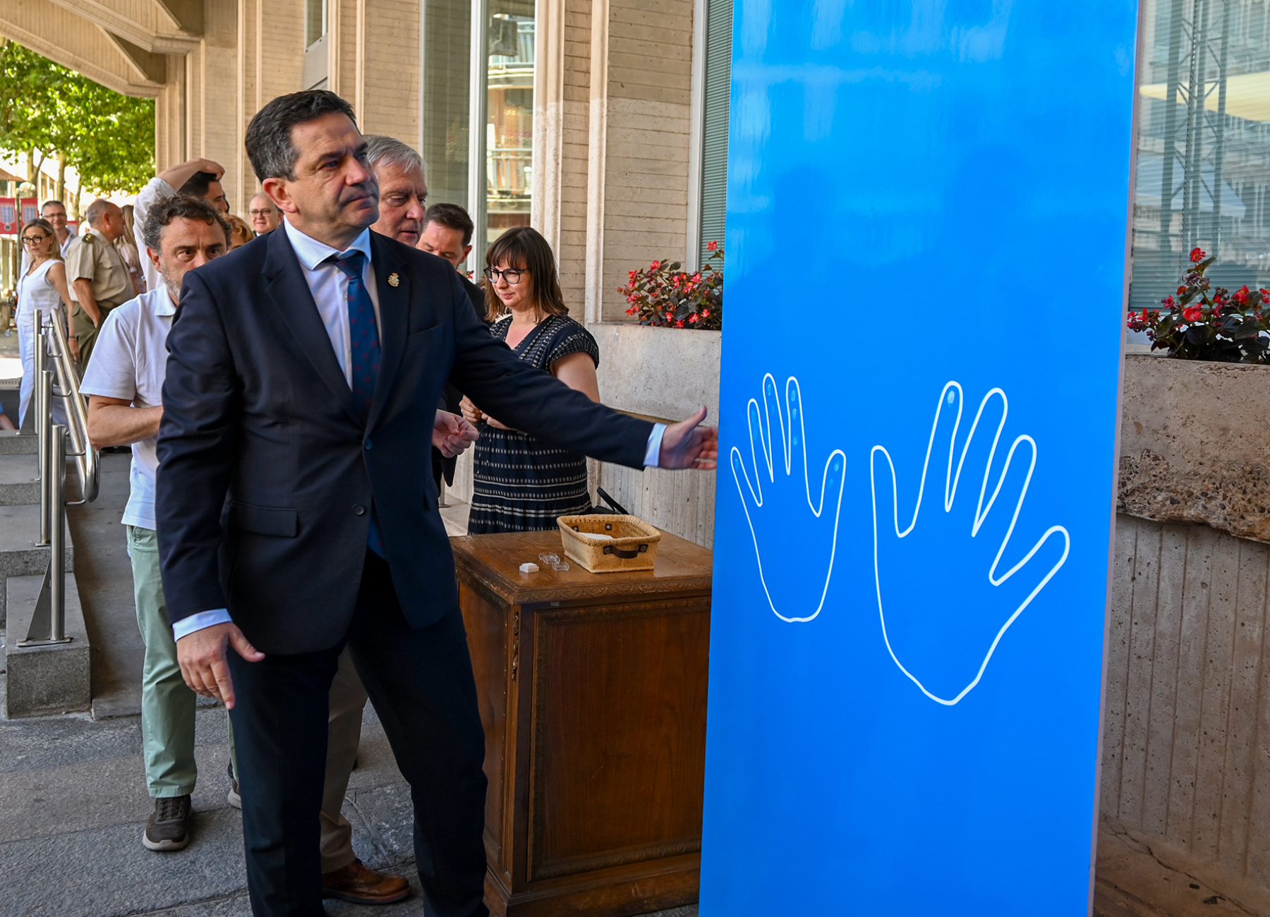 Valverde: “Los derechos y libertades que disfrutamos hoy se ganaron con mucho esfuerzo y, en ocasiones, con el sacrificio de personas inocentes como Miguel Ángel Blanco” 5 Valverde: “Los derechos y libertades que disfrutamos hoy se ganaron con mucho esfuerzo y, en ocasiones, con el sacrificio de personas inocentes como Miguel Ángel Blanco”