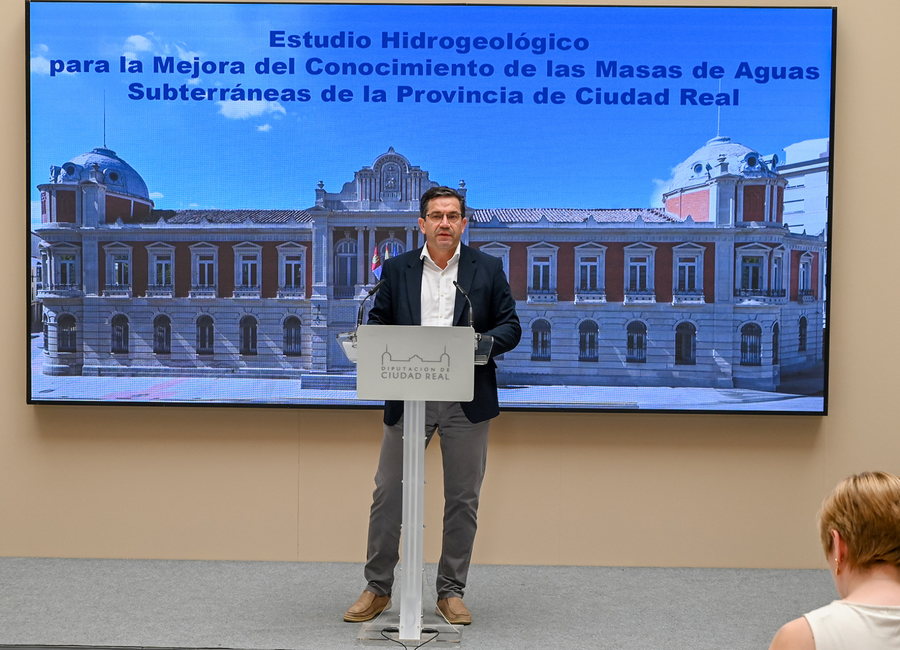 Valverde reclama actuaciones y soluciones que garanticen el agua para nuestra provincia de cara al futuro ante el descenso progresivo del Acuífero 23 1 Valverde reclama actuaciones y soluciones que garanticen el agua para nuestra provincia de cara al futuro ante el descenso progresivo del Acuífero 23