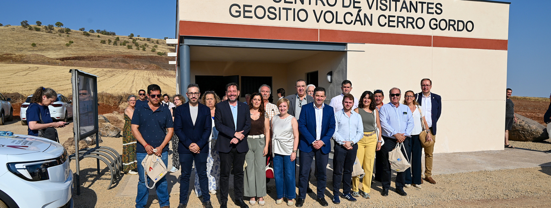 Valverde sitúa al volcán Cerro Gordo como uno de los grandes exponentes del potencial científico, cultural y turístico del Campo de Calatrava
