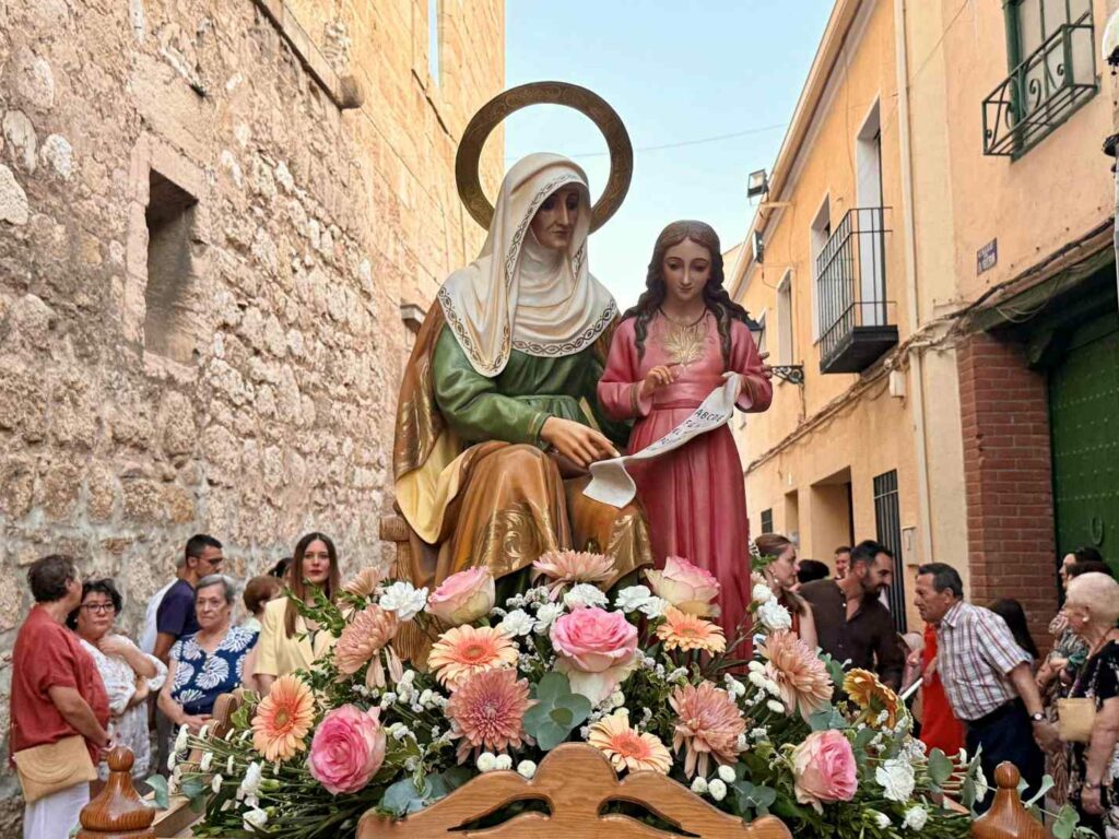 Villacañas celebra la festividad de Santa Ana con la tradicional procesión 3 villacanas festividad santa ana 4